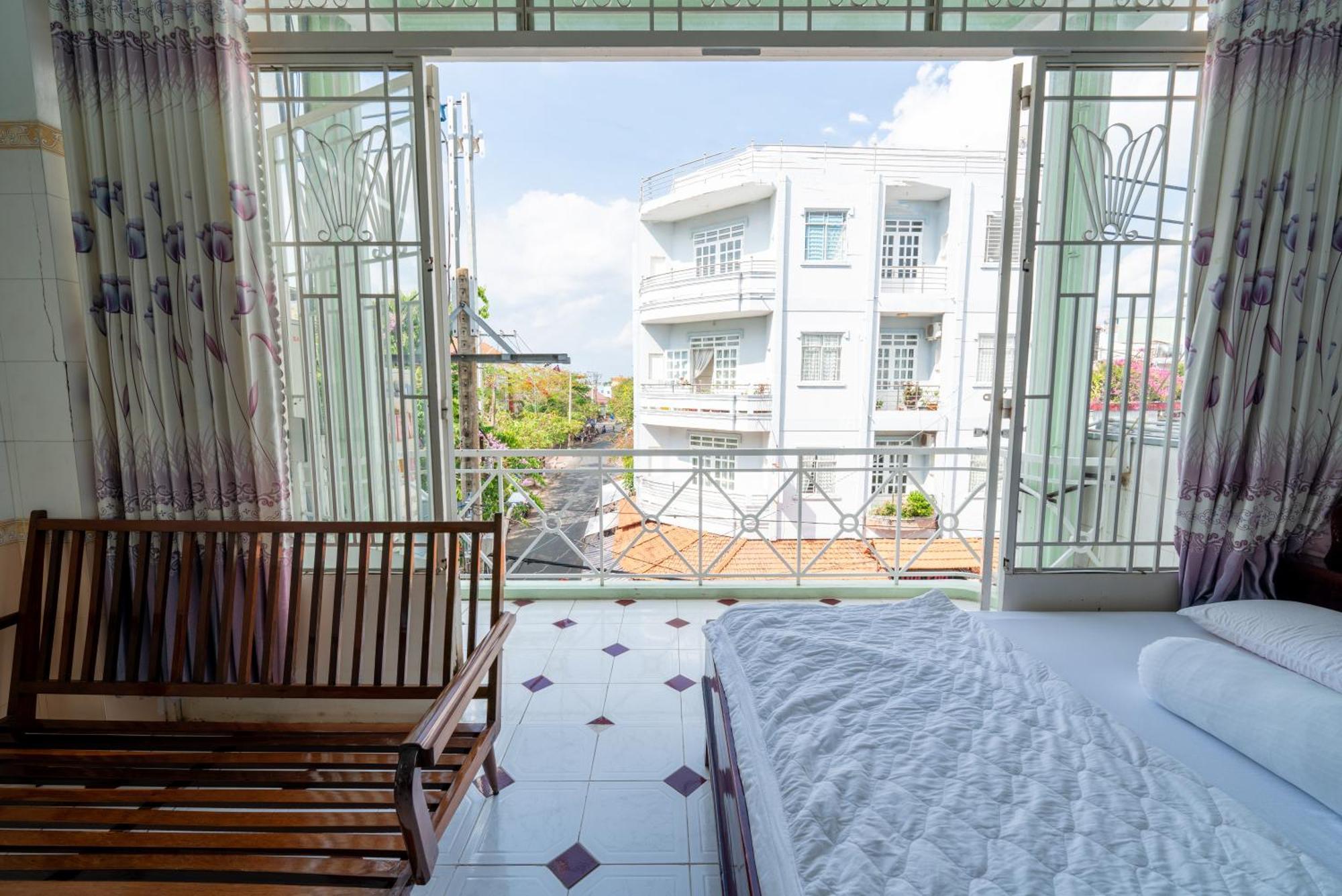 Thien Thanh Hotel Vĩnh Long Exterior foto